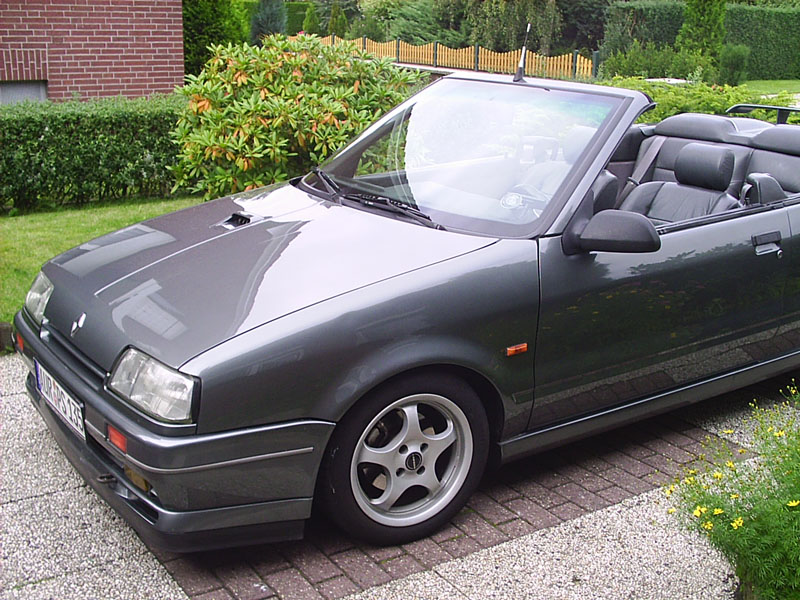 RESERVOIR Renault 19 Phase II/III Cabriolet (D53/853) 1993 7700807299